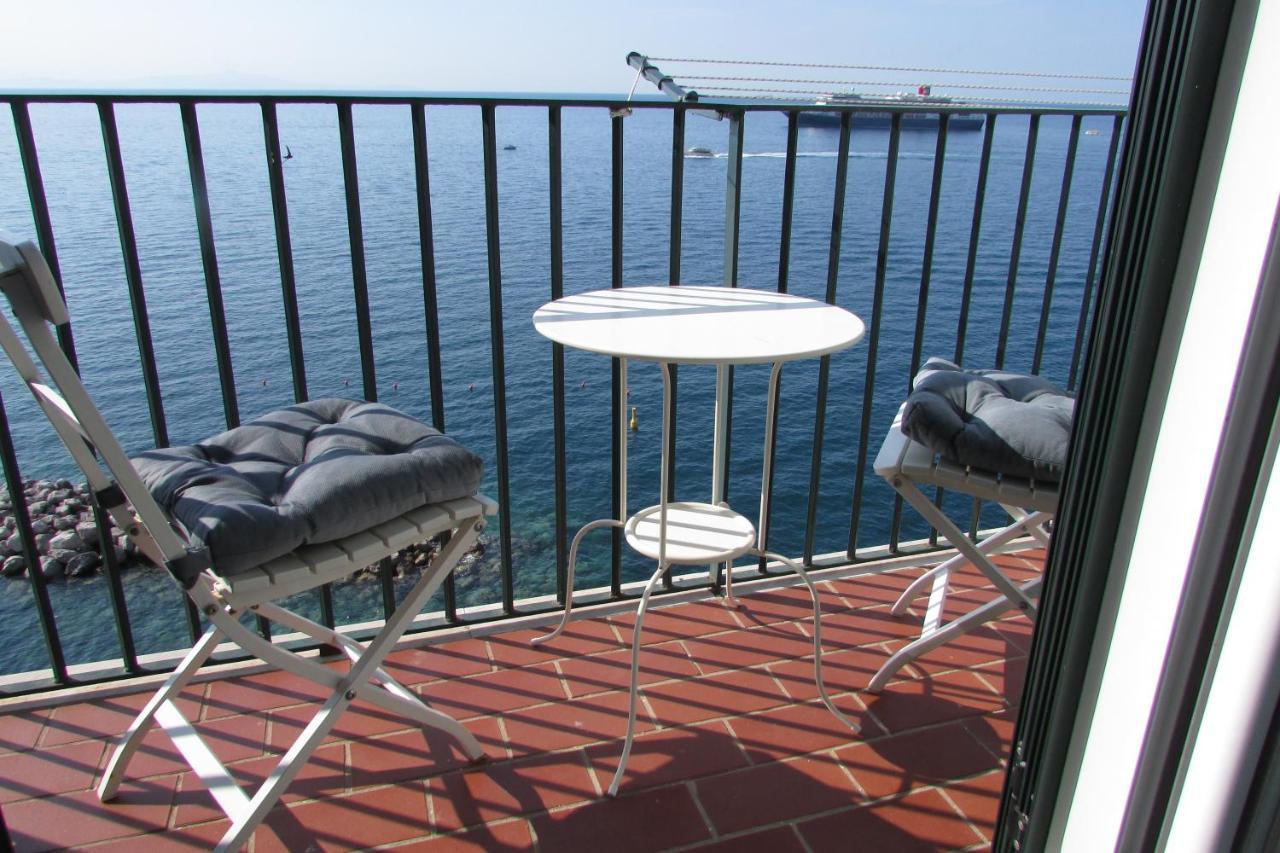 Domus Claudia Hotel Atrani Exterior photo