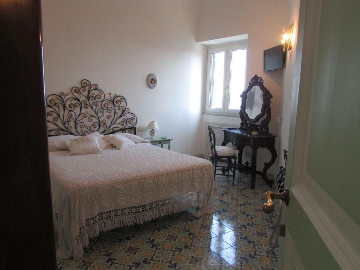 Domus Claudia Hotel Atrani Exterior photo